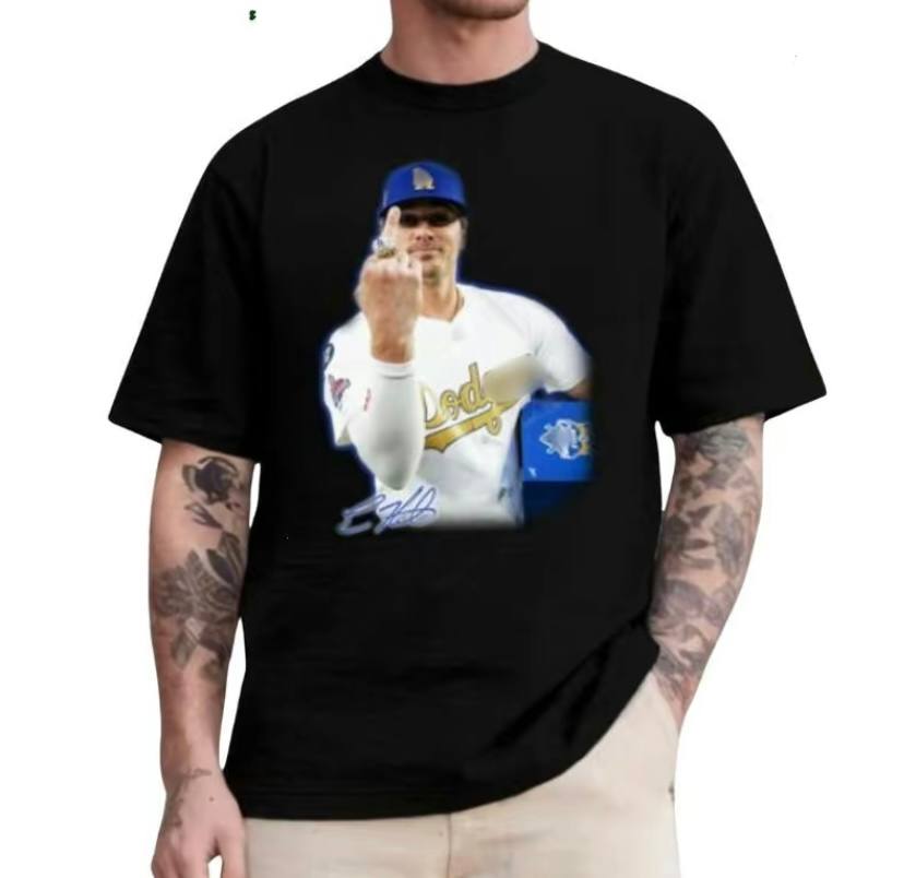 Kiki Hernandez Unisex Shirt - Image 3