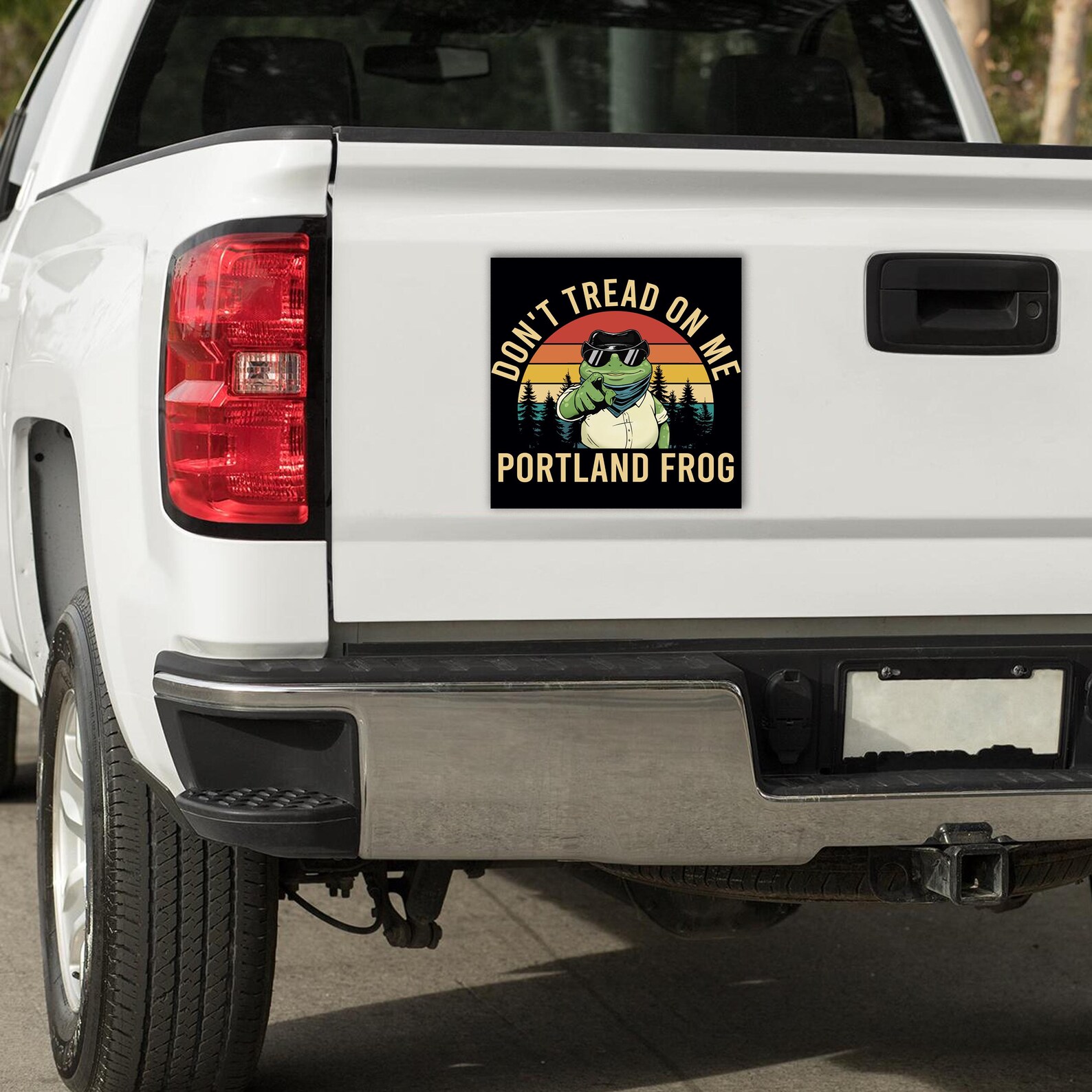 Portland Frog Car Magnet - Image 3